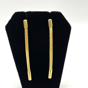 Gold Tone Long Chain Pierced Earrings 2 1/2” Minimalist Stunning